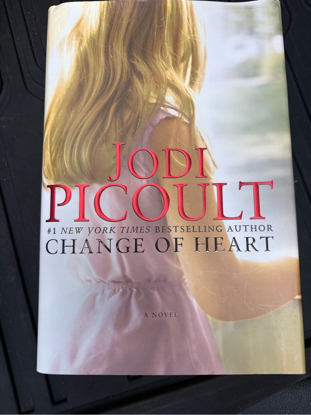 📕Books 6 for $20📕 Jodi Picoult - Change of Heart